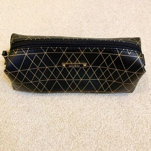 Stella & Dot Slim Pouf, Black and Gold